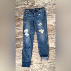 Judy Blue Distressed Skinny Jeans in Deep Blue